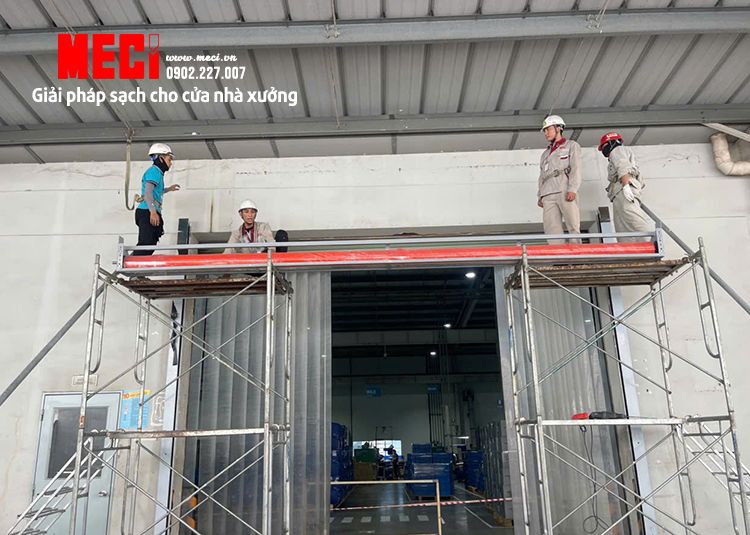 Lắp Cửa Cuốn Nhanh Tại KCN Tân Trường, Hải Phòng