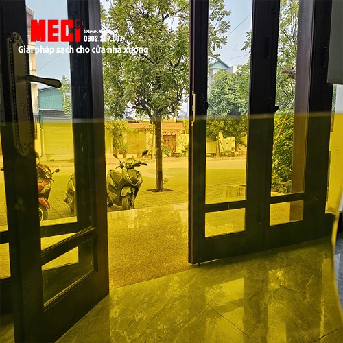 Màu vàng trong không cản tầm nhìn