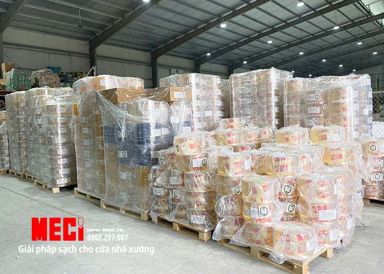 Cuộn nhựa pvc tiêu chuẩn