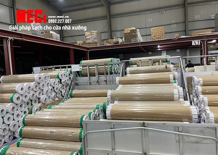 Bảo quản cuộn màng nhựa pvc trong