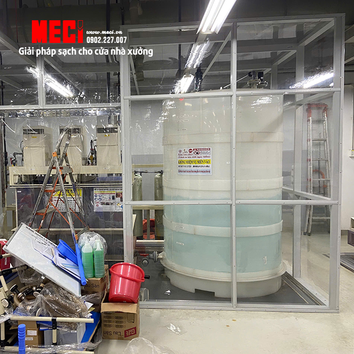 Vách nhựa pvc trong suốt